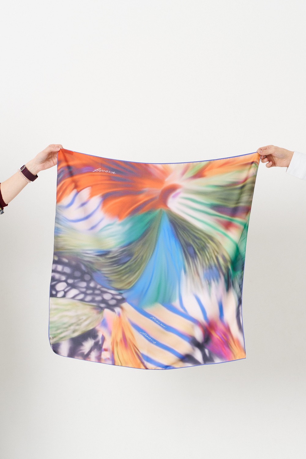 ПЛАТОК  «ОМУТ СТРАСТИ» арт: 9.2025 A1